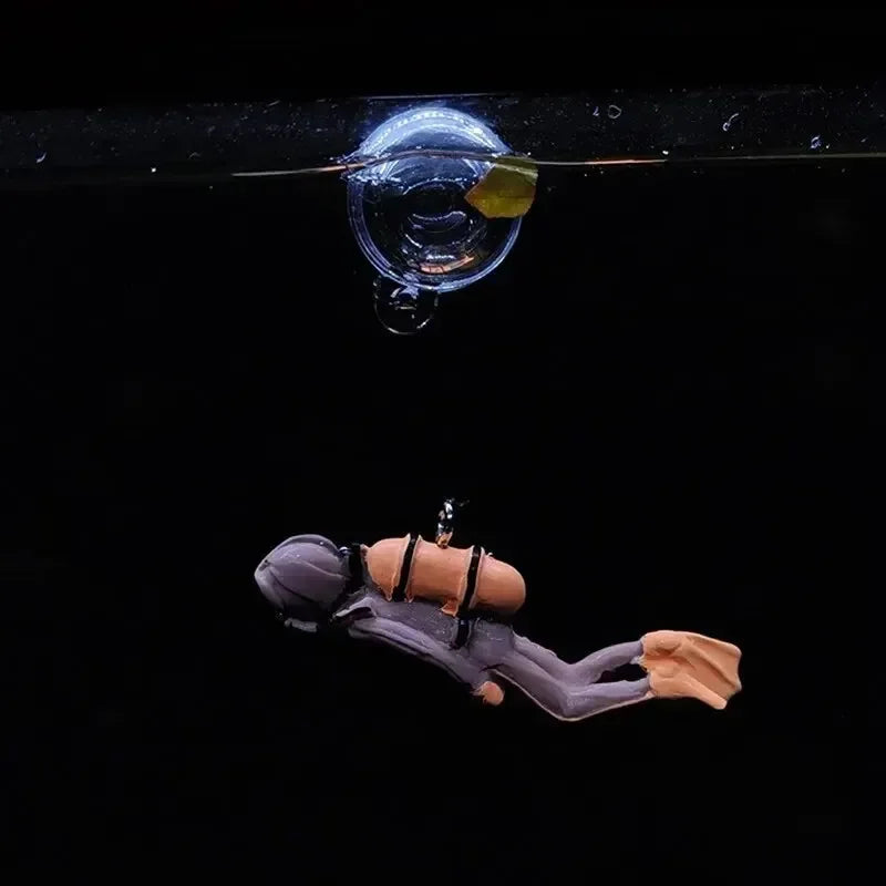 Floating Astronaut Diver Aquarium Ornament - Unique Fish Tank Decoration