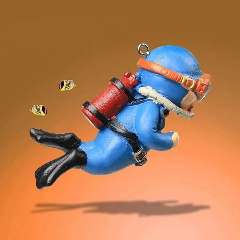 Floating Astronaut Diver Aquarium Ornament - Unique Fish Tank Decoration
